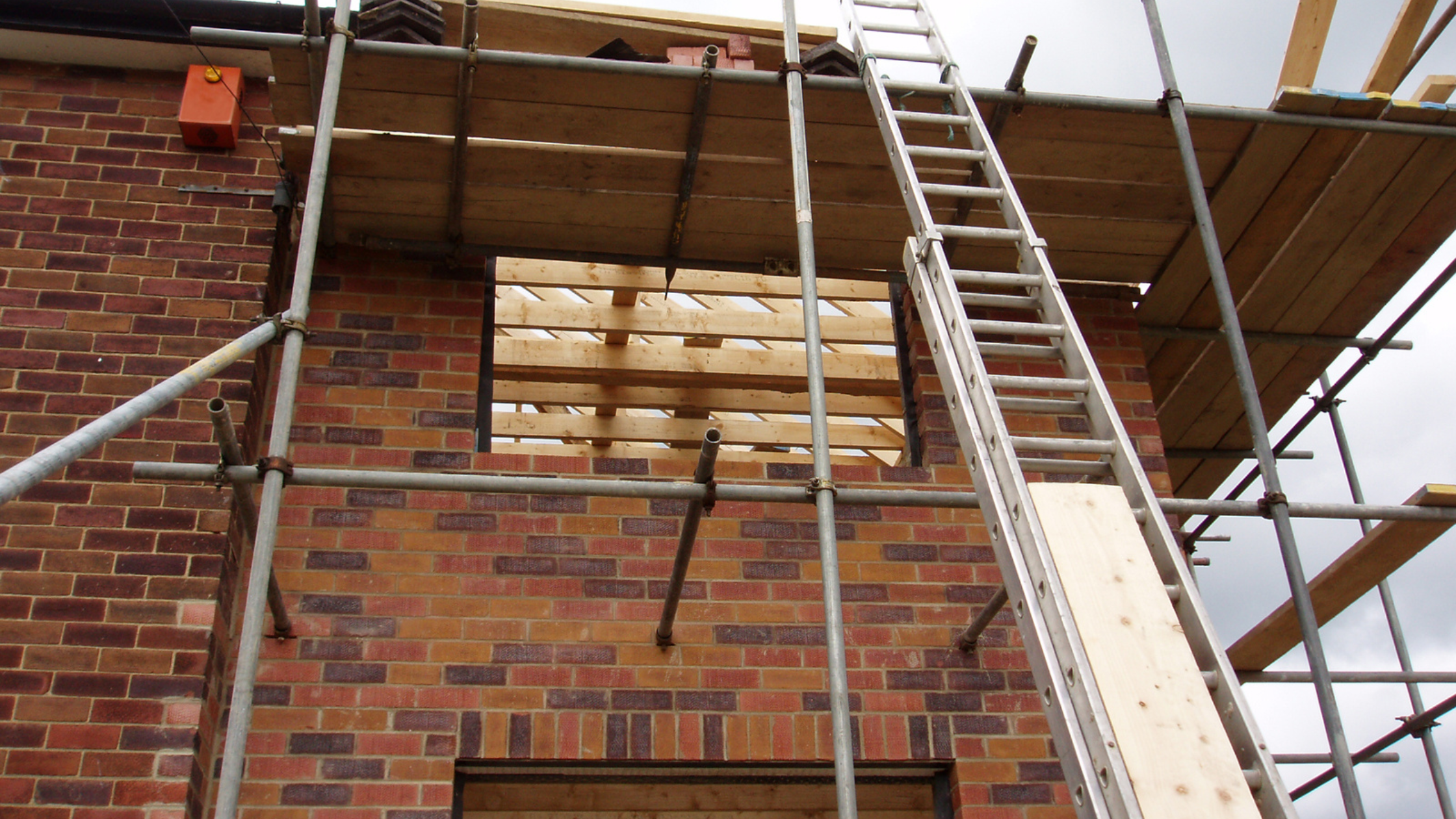 Do I Need a Party Wall Notice for a House Extension